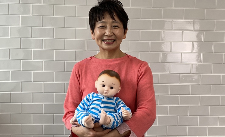 ヴェレダプレマママッサージセミナー講師 助産師 浅井貴子先生 講義風景